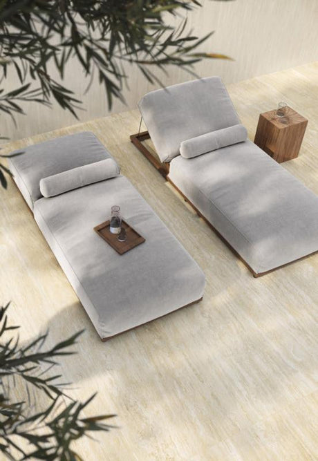 Travertine in Florida: When It’s Right — and When Porcelain Is Smarter